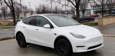 Tesla Model Y 2023