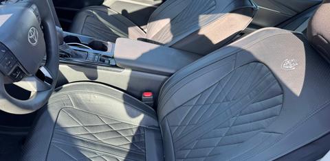 Toyota Camry Hybrid 2025