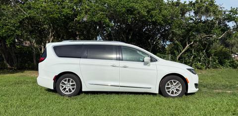 Chrysler Pacifica 2020