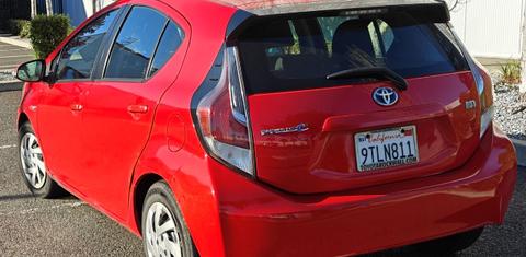 Toyota Prius c 2015