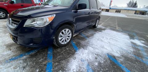 Volkswagen Routan 2013