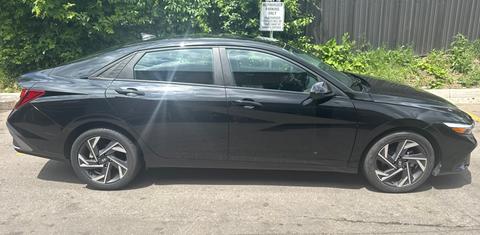 Hyundai Elantra 2025