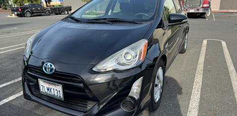 Toyota Prius c 2015