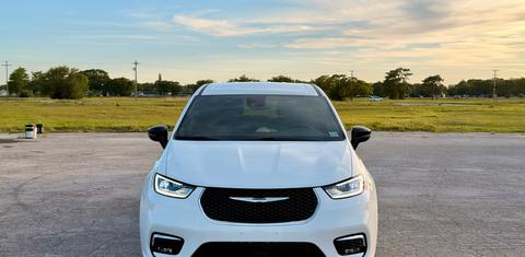 Chrysler Pacifica 2026