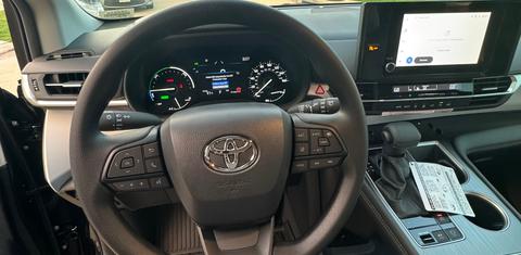 Toyota Sienna 2026