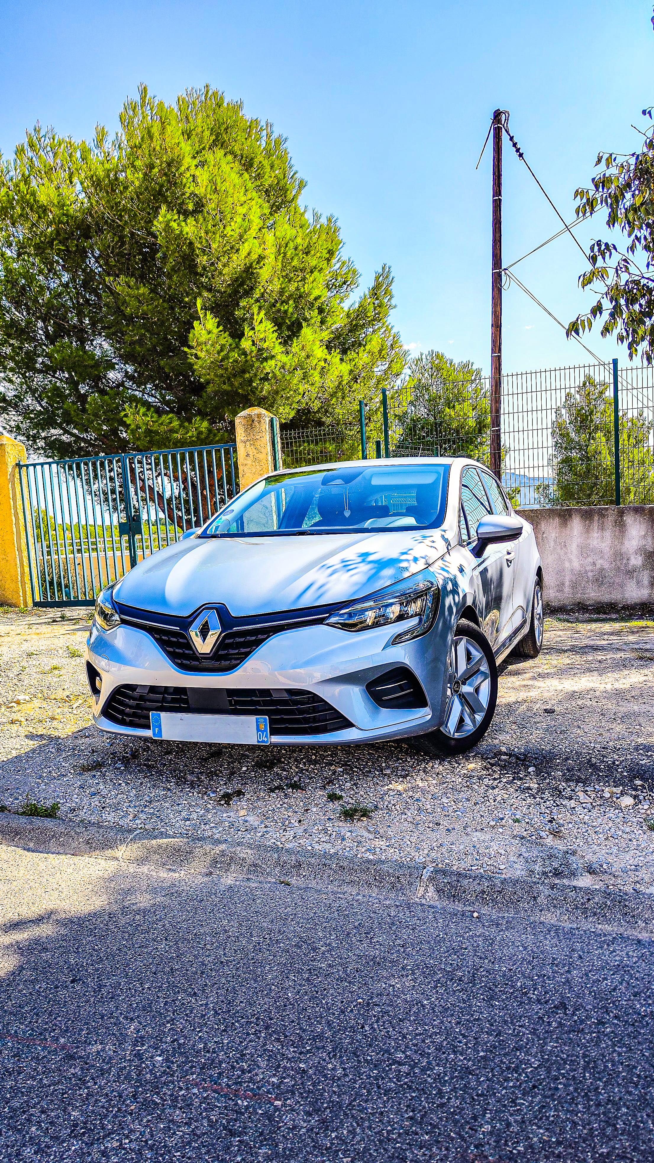 Renault CLIO V 2021 à Marseille
