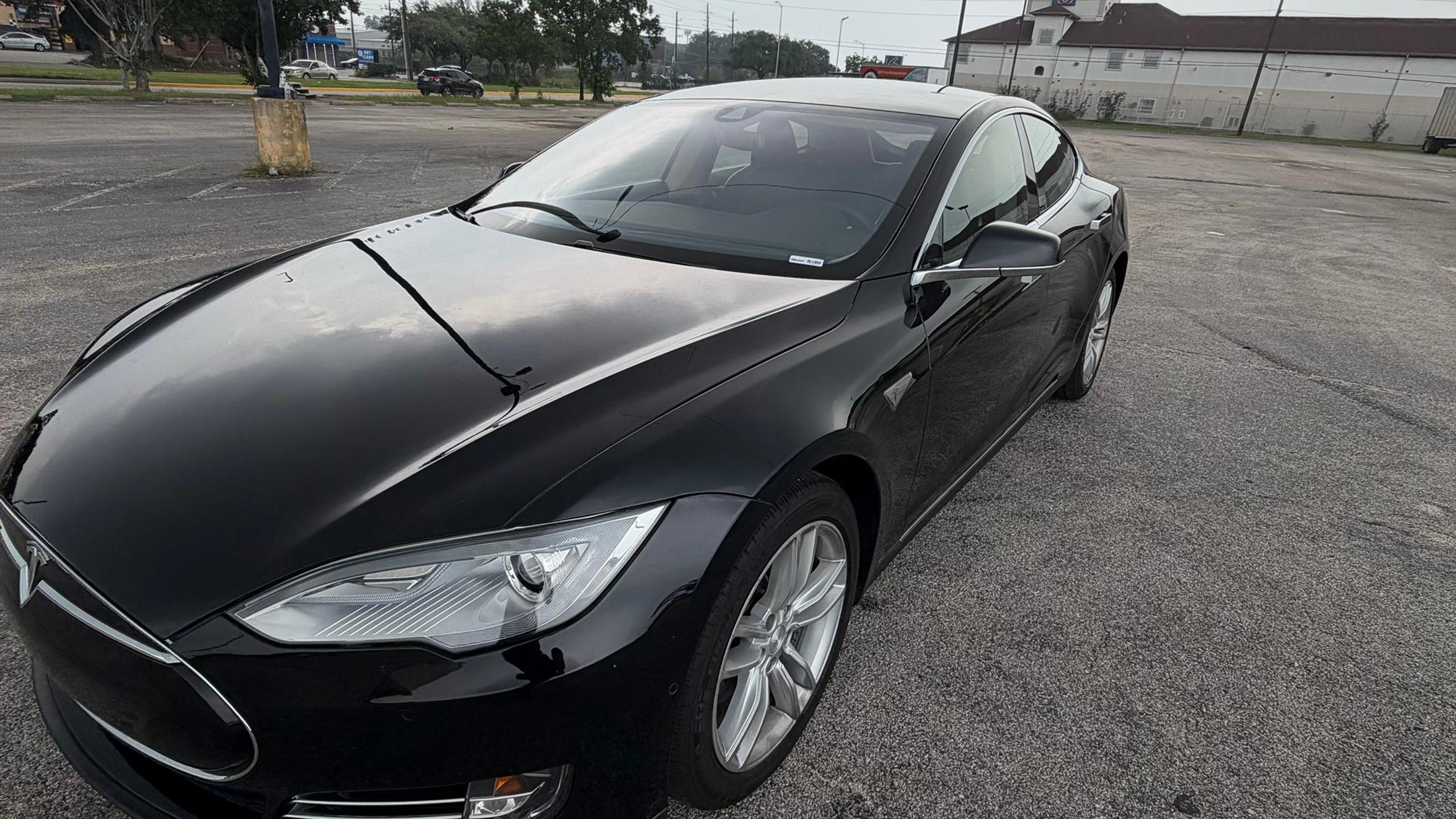 Tesla Model S 2015 in Houston, TX