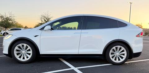 Tesla Model X 2020