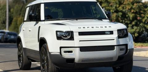 Land Rover Defender 2025
