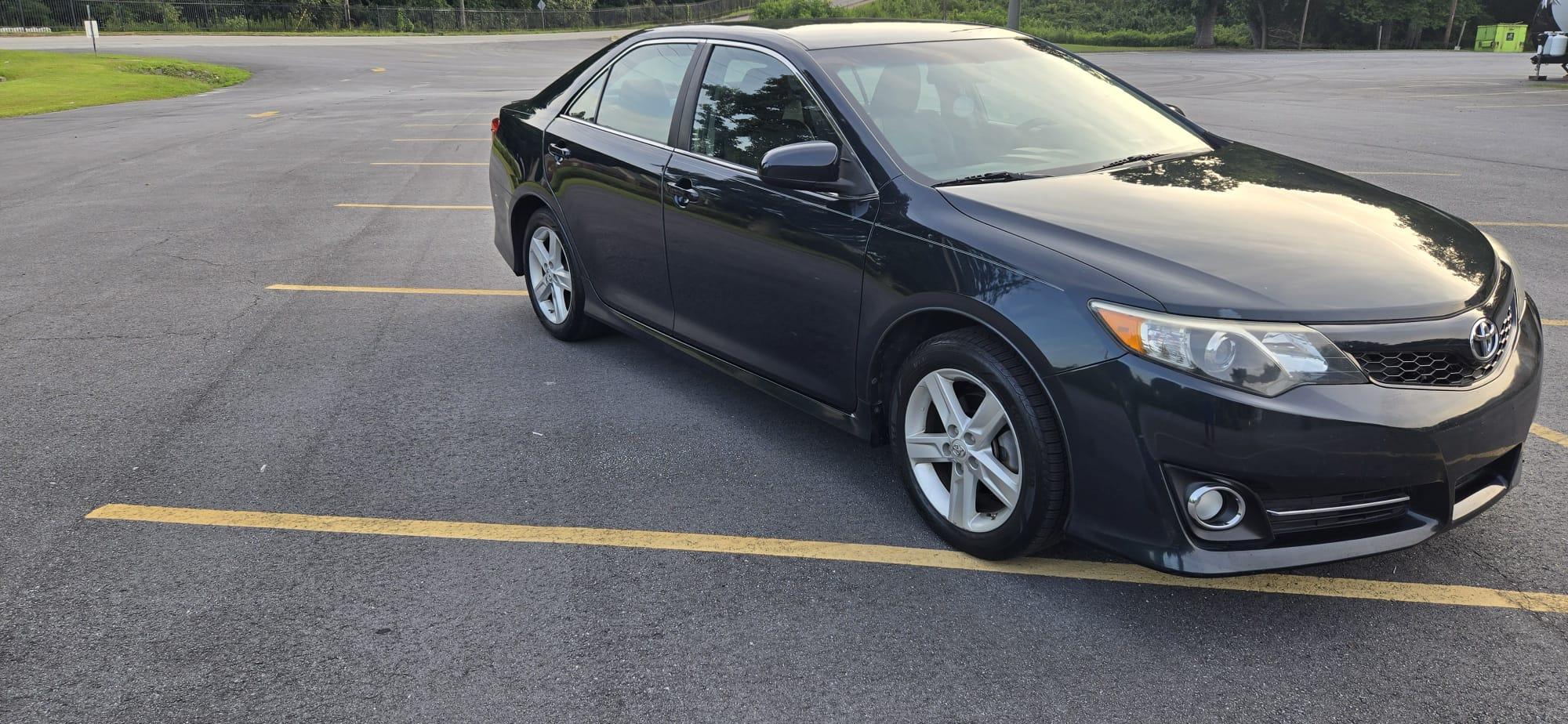 Toyota Camry 2014 in Ellenwood, GA