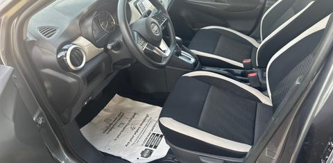 Nissan Versa 2021