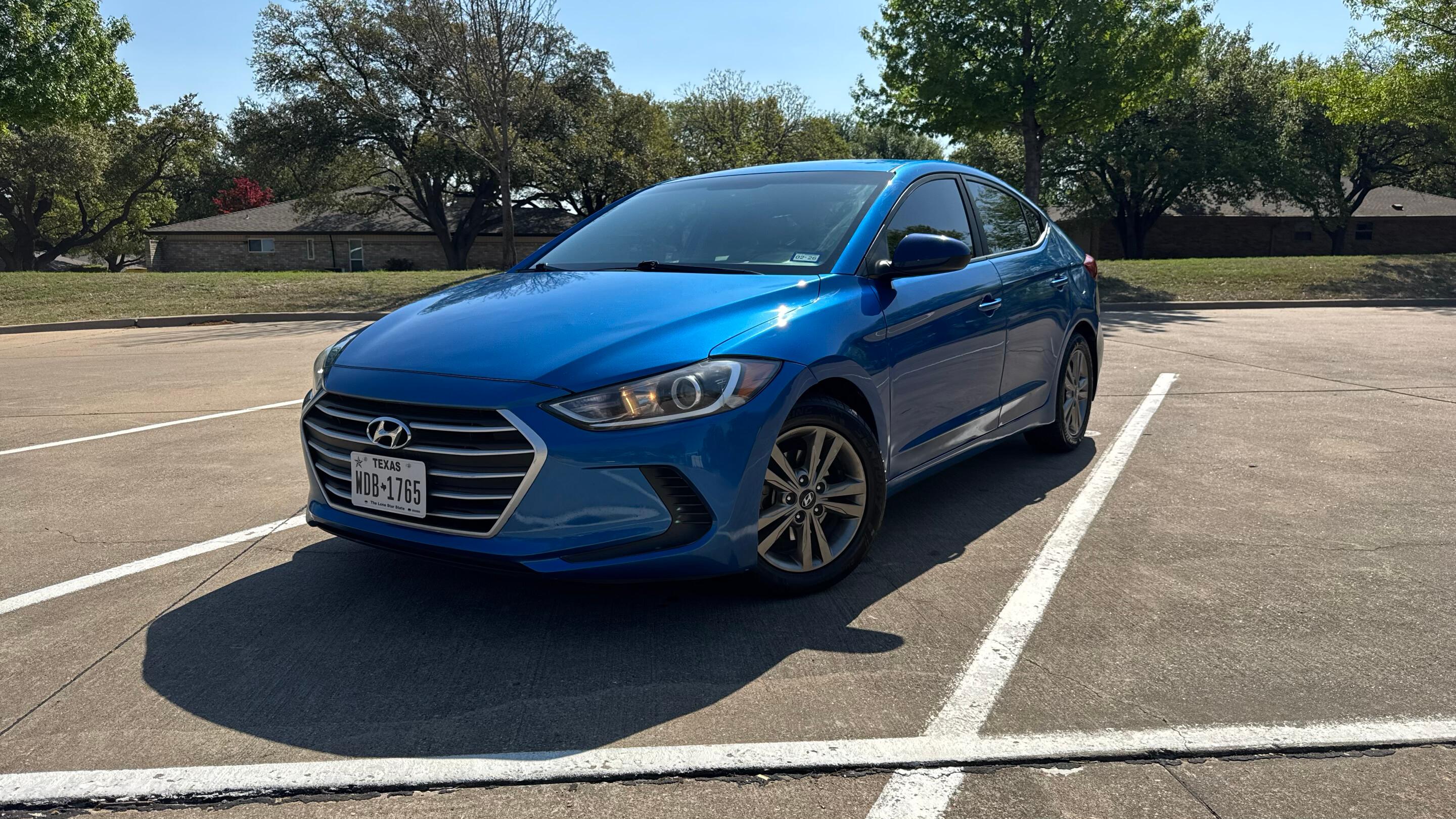 Hyundai Elantra 2018 in 