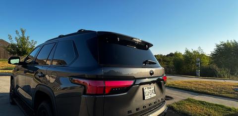 Toyota Sequoia 2026