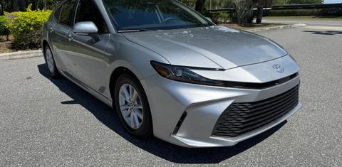 Toyota Camry Hybrid 2025