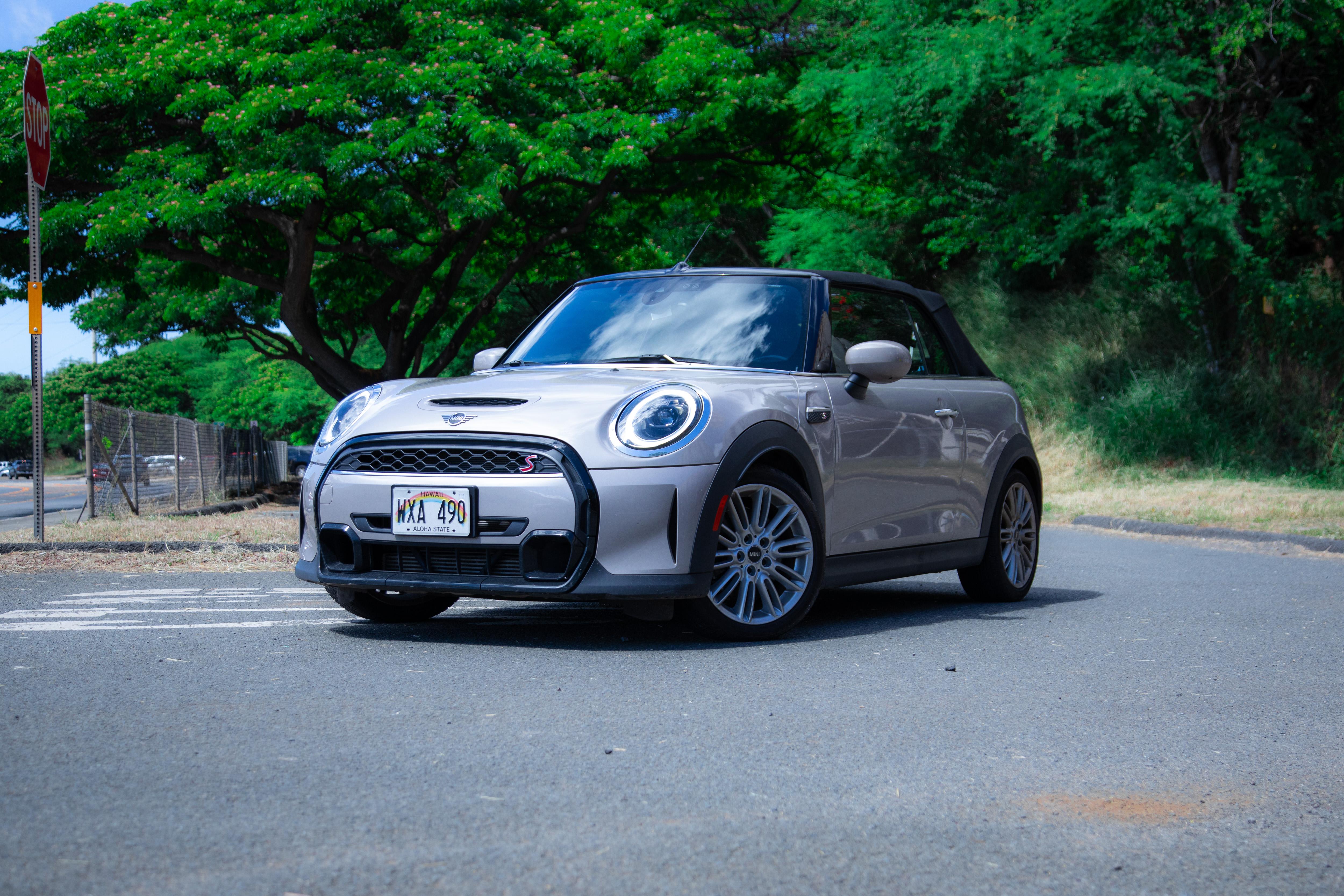 MINI Convertible 2024 in Honolulu, HI