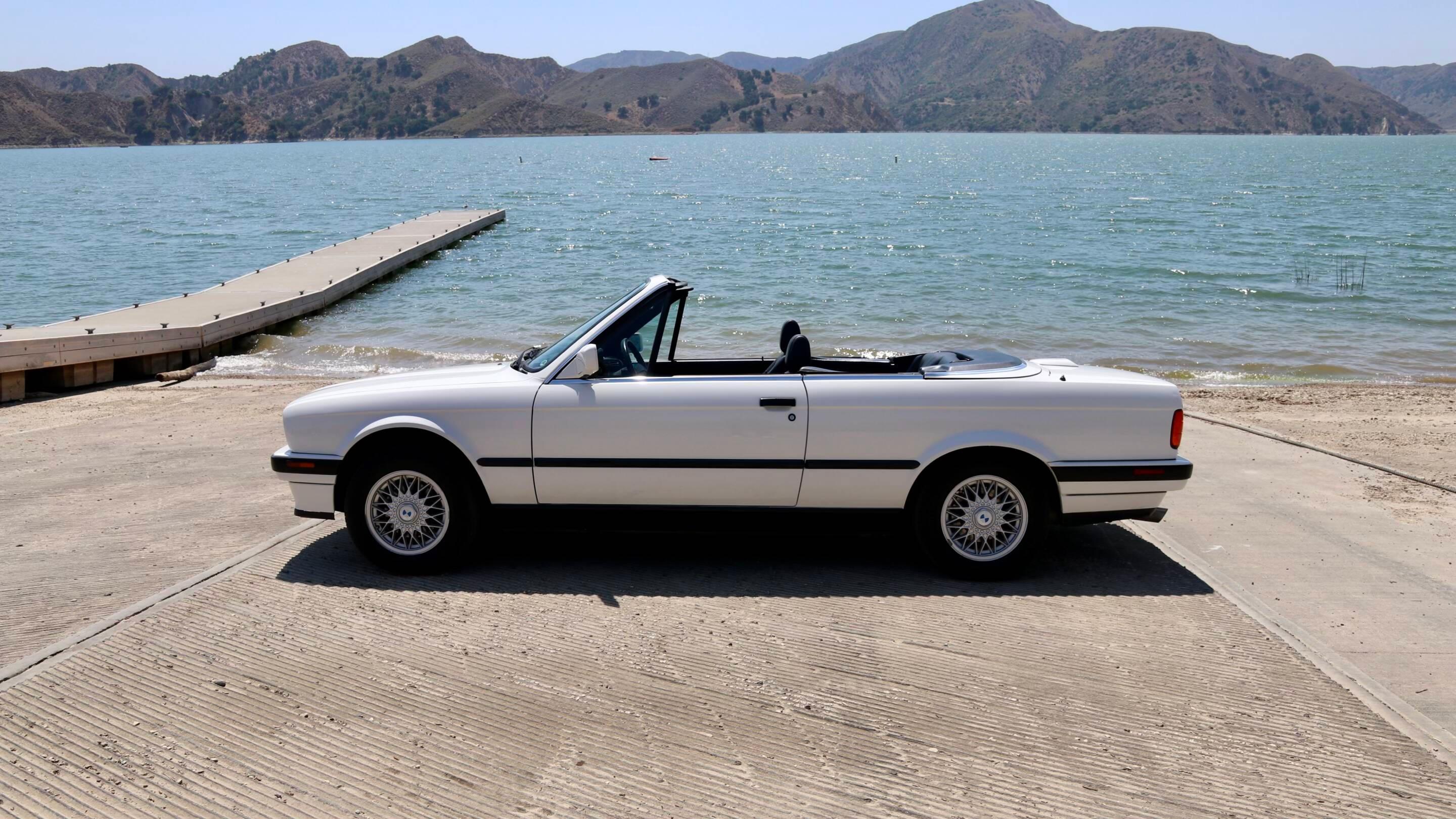 BMW 325i 1991 in Van Nuys, CA