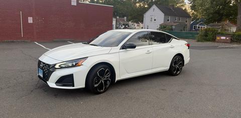 Nissan Altima 2023