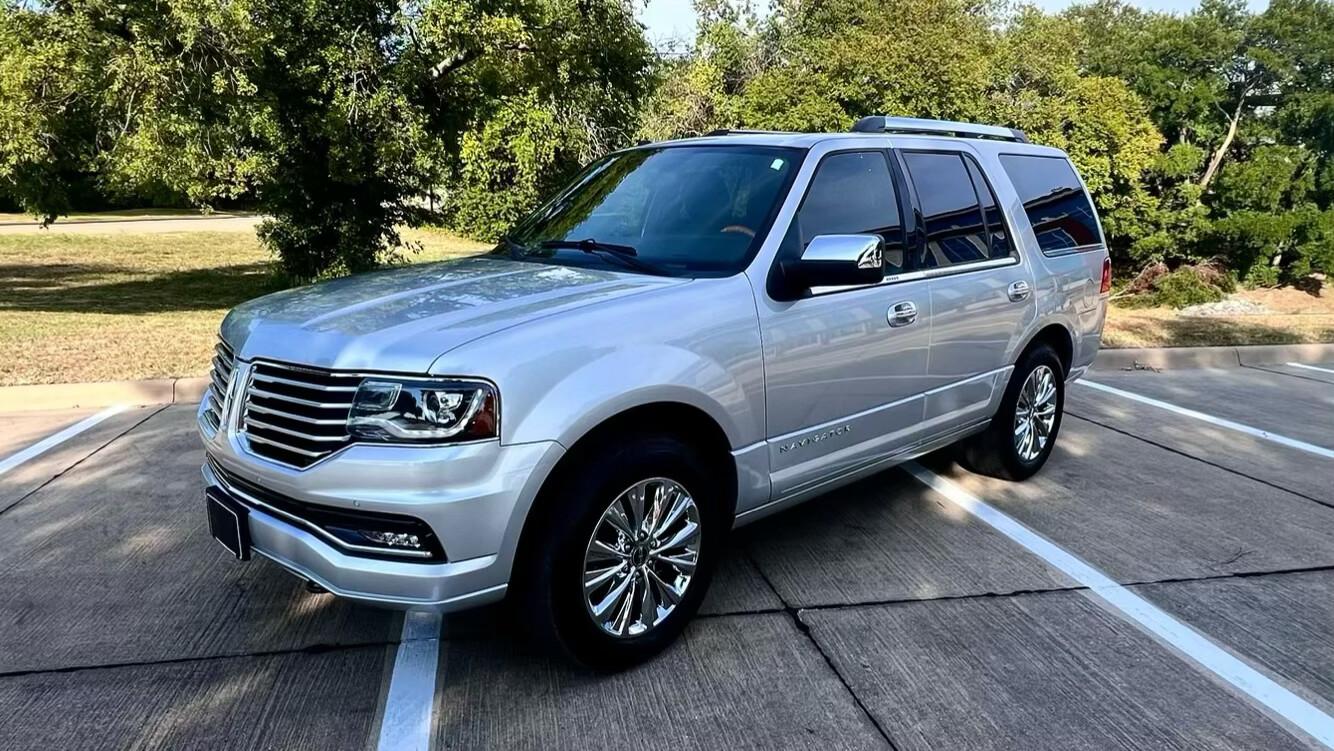 Lincoln Navigator 2017 in McKinney, TX