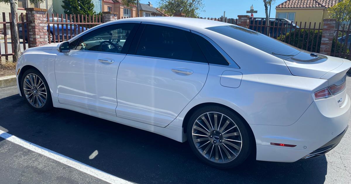 Lincoln MKZ 2013 rental in Pacifica, CA by Grazziella M. Turo