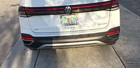 Volkswagen Taos 2025