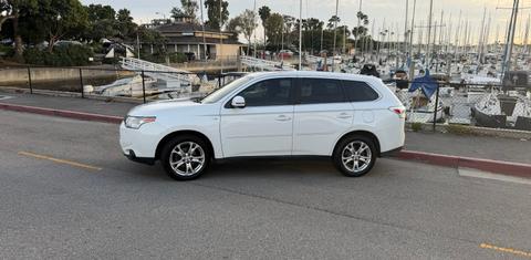 Mitsubishi Outlander 2014