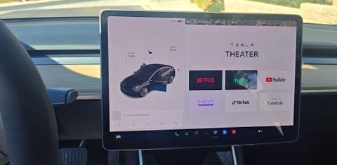 Tesla Model 3 2020