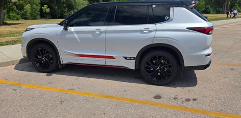 Mitsubishi Outlander 2024