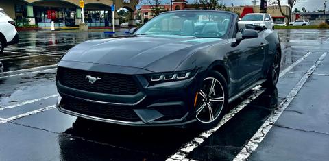 Ford Mustang 2024