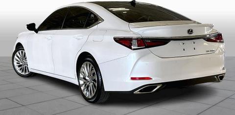 Lexus ES 2023
