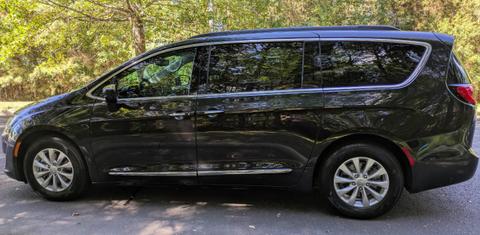 Chrysler Pacifica 2017
