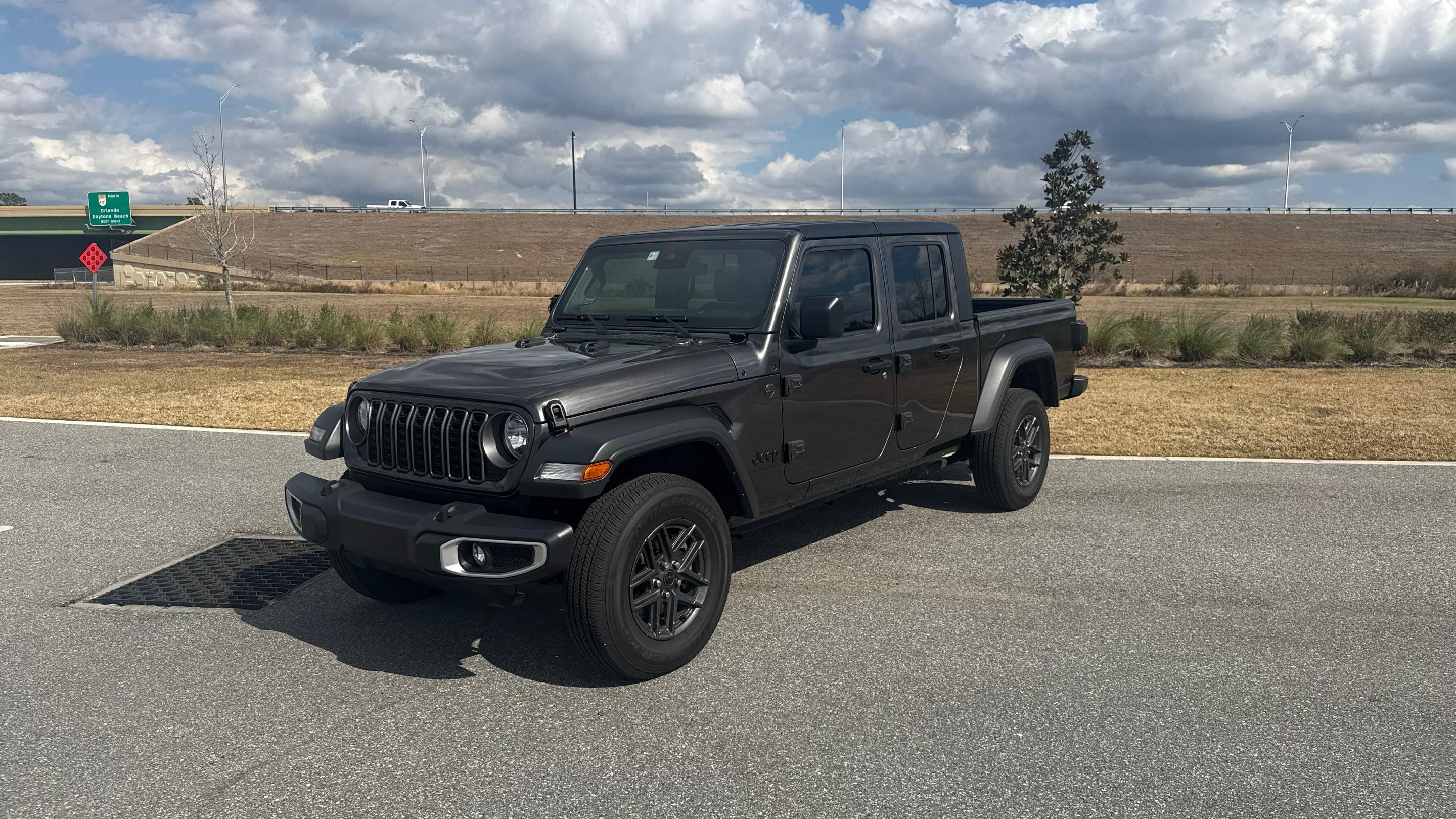 Jeep Gladiator 2025 in 