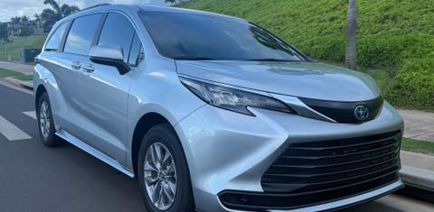 Toyota Sienna 2025