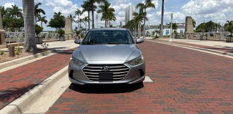 Hyundai Elantra 2017