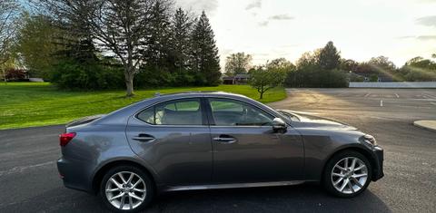 Lexus IS 2012