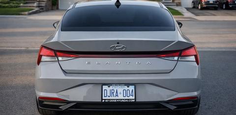 Hyundai Elantra 2021