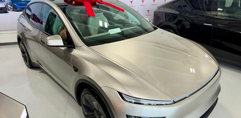 Tesla Model Y 2027