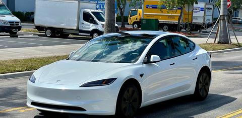 Tesla Model 3 2025