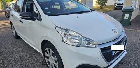 Peugeot 208 2016