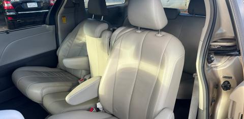 Toyota Sienna 2014