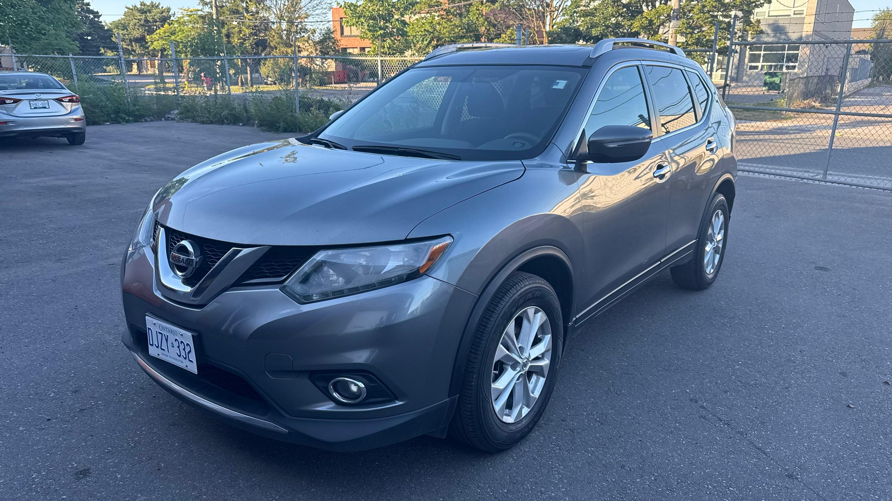 Nissan Rogue 2015 in Toronto, ON