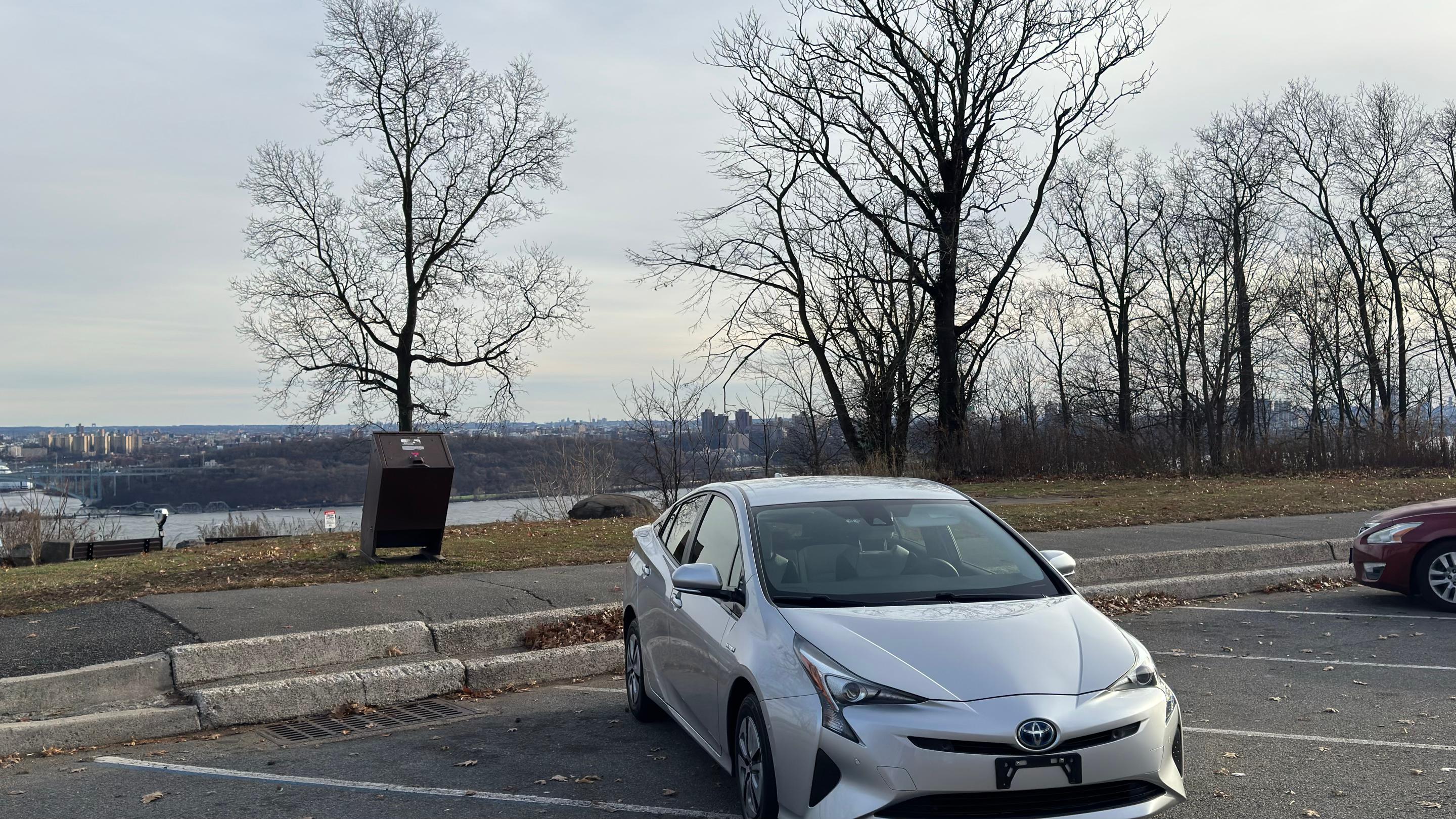 Toyota Prius 2017 in Newark, NJ