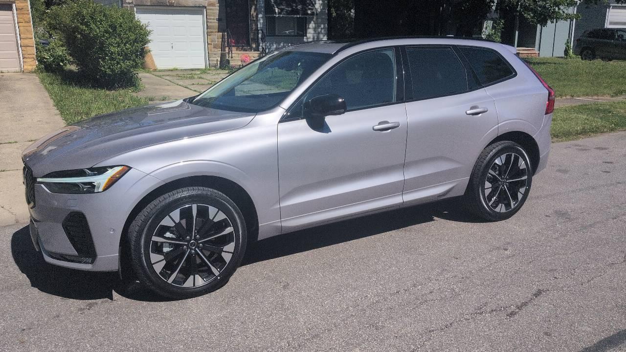 Volvo XC60 2026 in Cleveland, OH