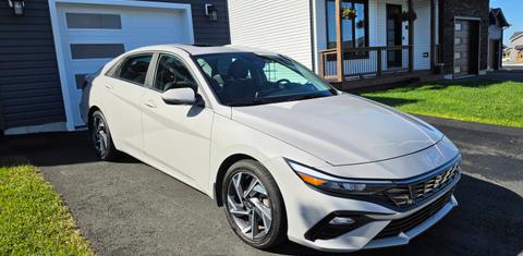 Hyundai Elantra Hybrid 2025