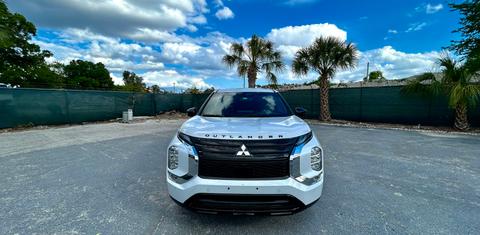 Mitsubishi Outlander 2024