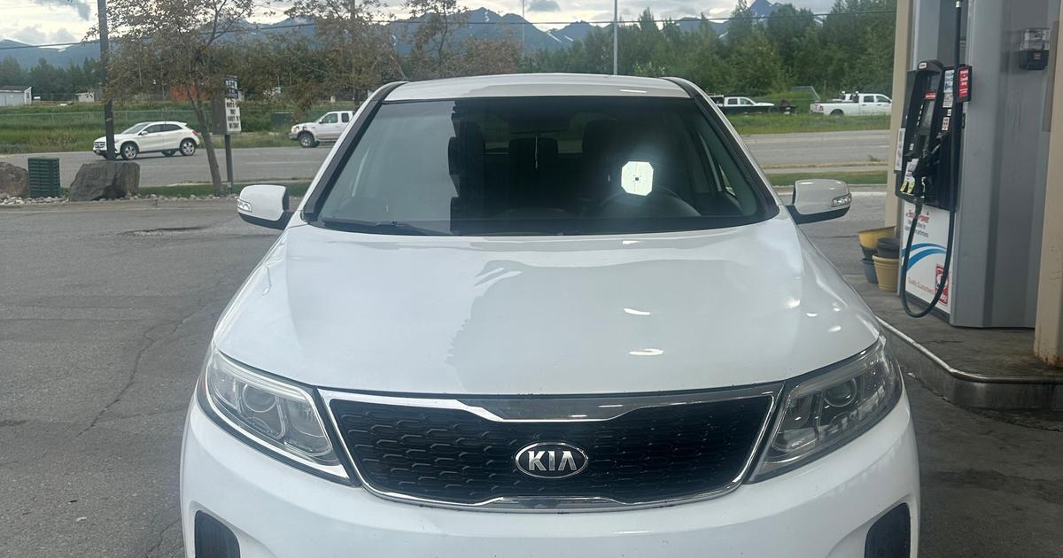 Kia Sorento 2015 rental in Anchorage, AK by Art .. Turo
