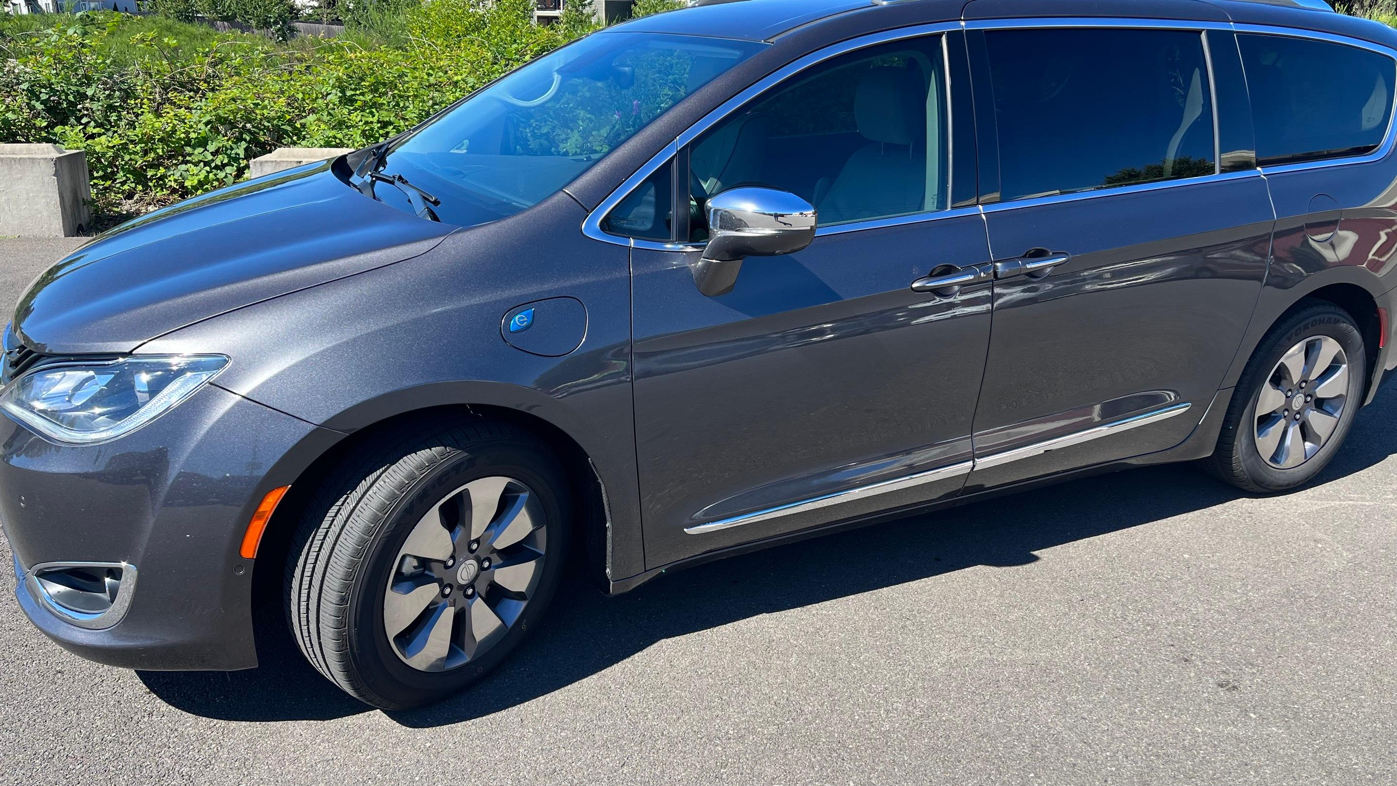 Chrysler Pacifica 2018 in Auburn, WA
