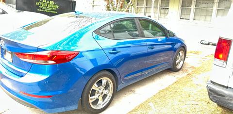 Hyundai Elantra 2017