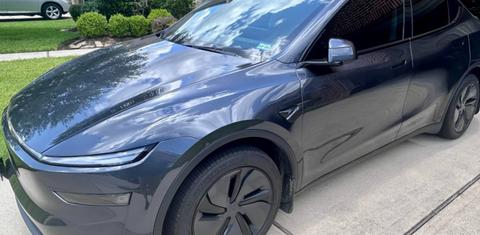 Tesla Model Y 2026