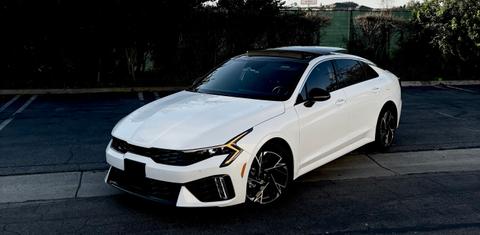 Kia K5 2025