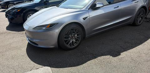 Tesla Model 3 2025